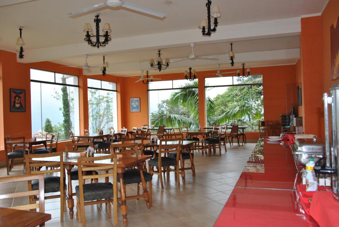 Hotel Gloria Coroico Esterno foto