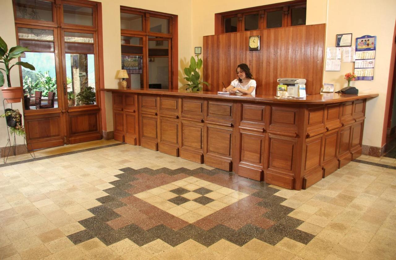 Hotel Gloria Coroico Esterno foto