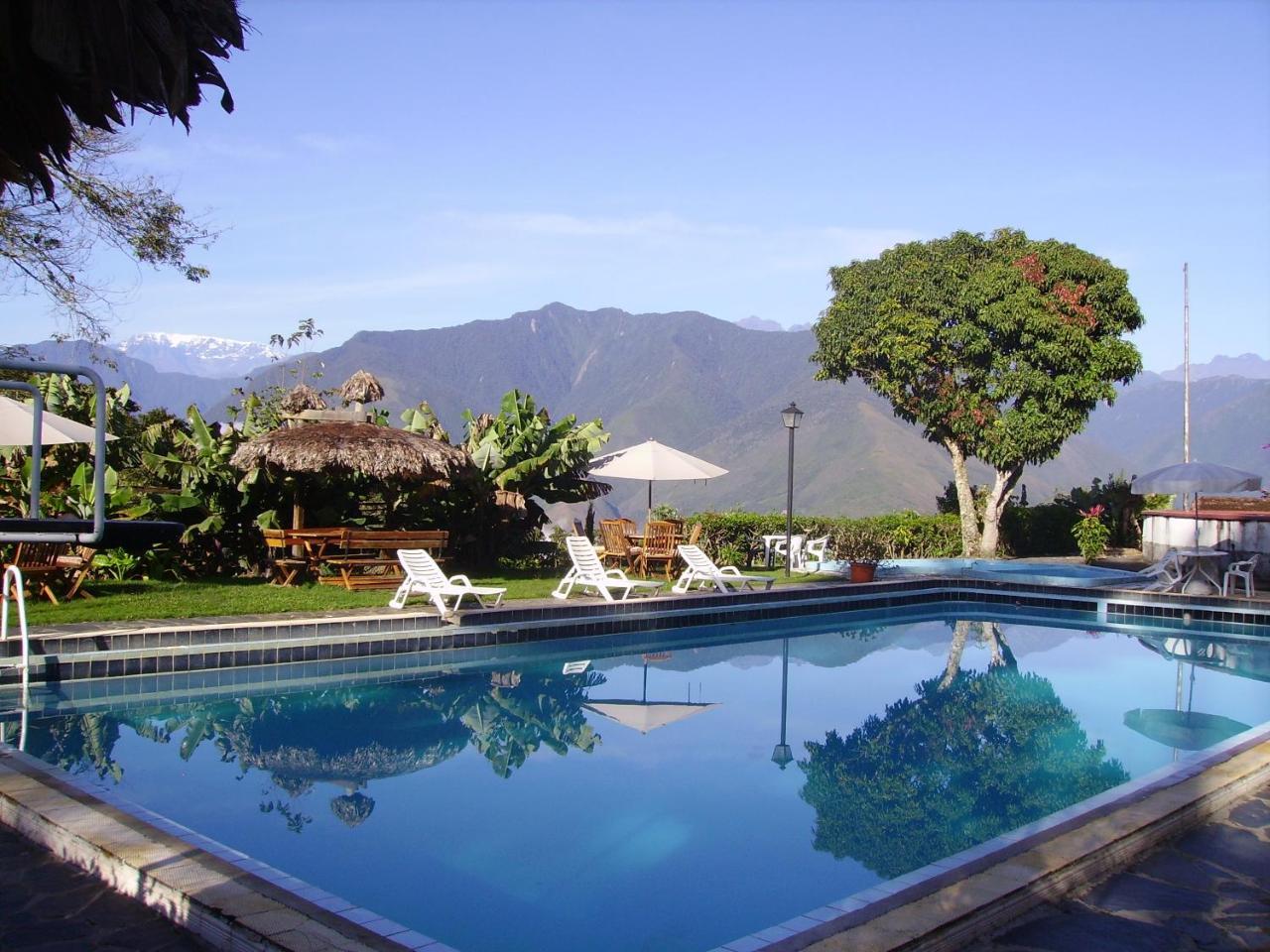 Hotel Gloria Coroico Esterno foto
